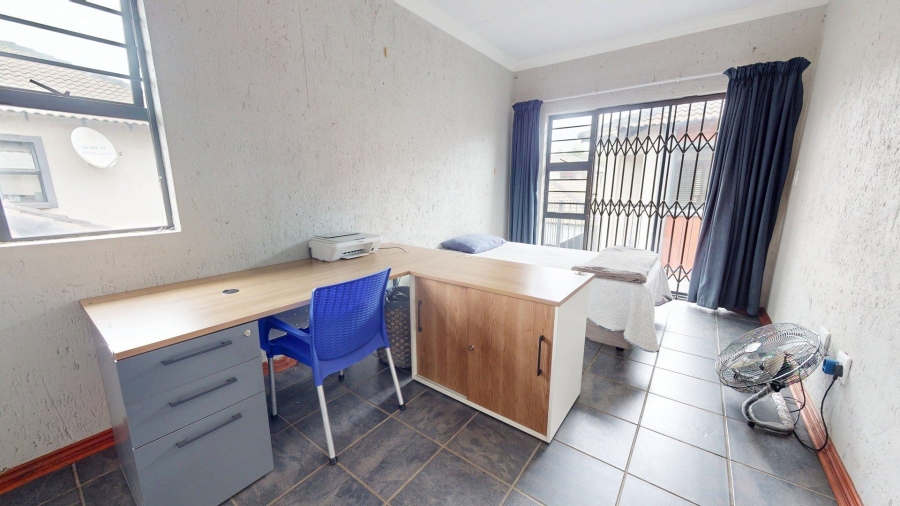 14 Bedroom Property for Sale in Die Bult North West